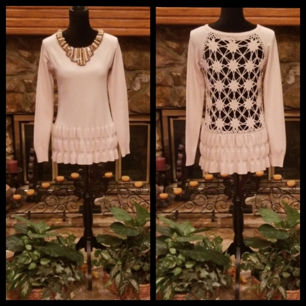 Sioni Crocheted Back Tunic Length Sweater/Top